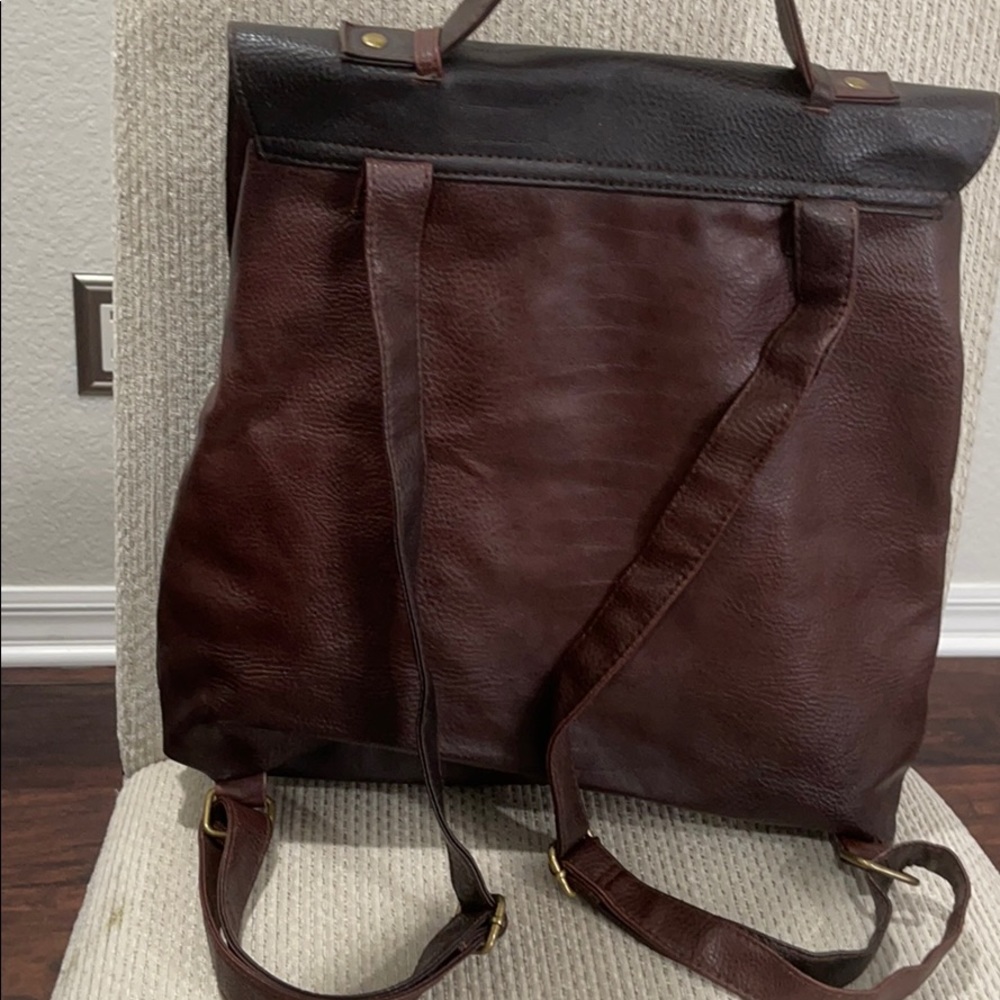 Backpack - Picture 2 of 2